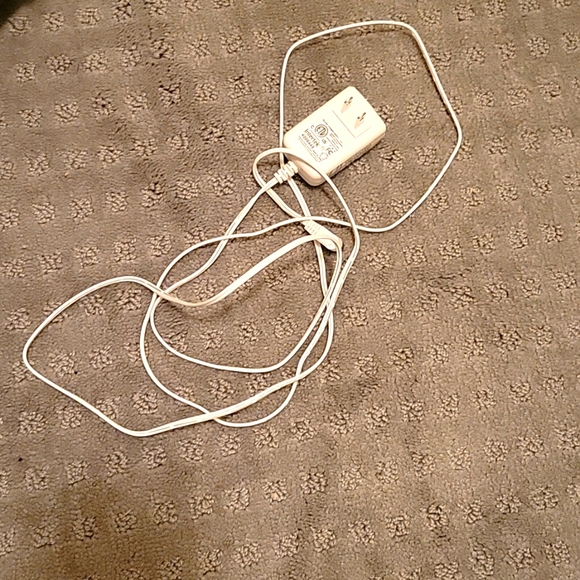 300ml Woodgrain Oil Diffuser White/Brown - Project 62™ - Picture 4 of 4